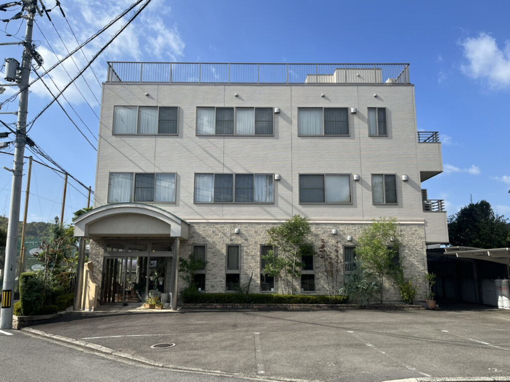 松山市山西駅美容室・美容院・ヘアサロン｜アルクール